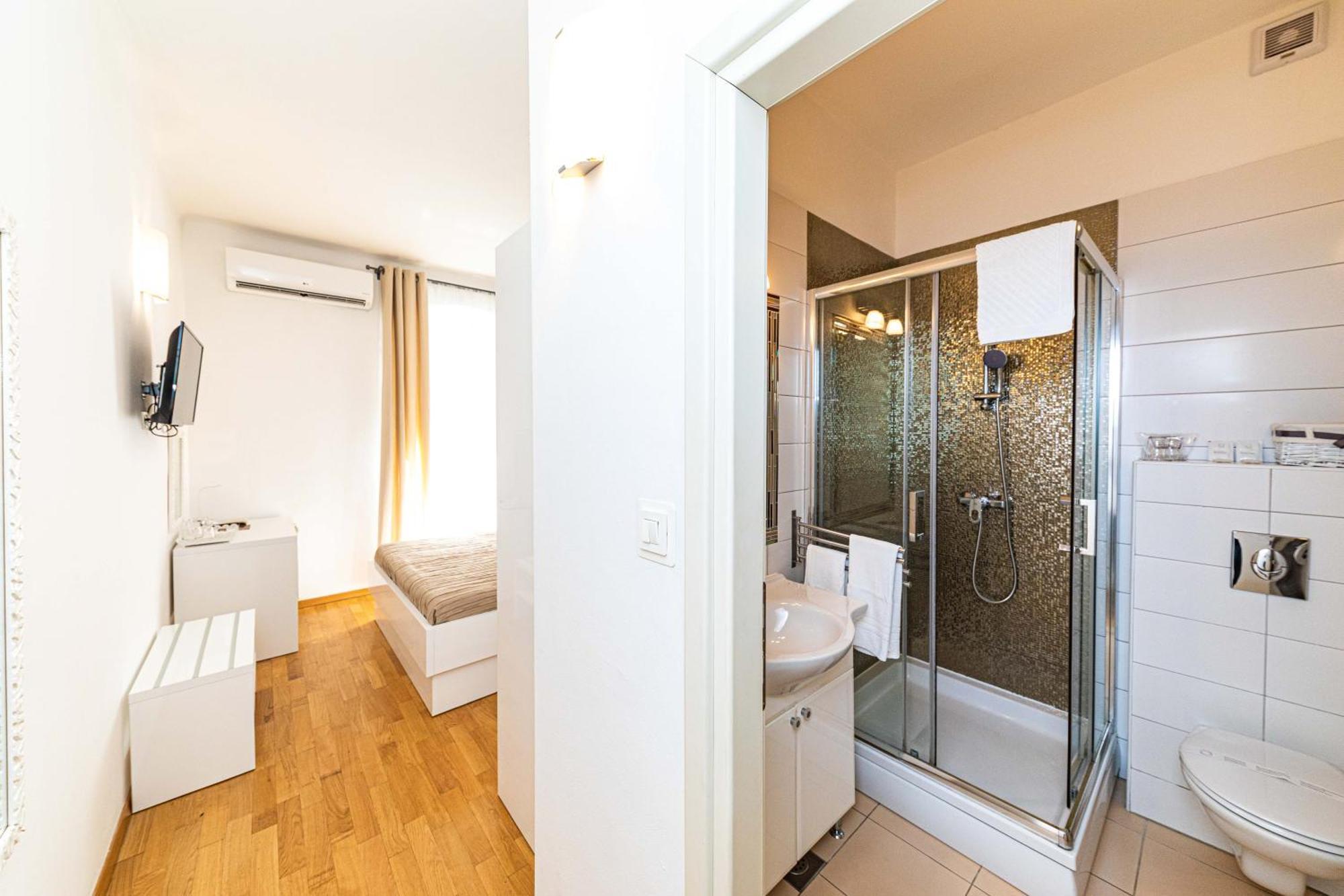 Riva City Rooms Split Bilik gambar